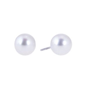 pearl-earrings
