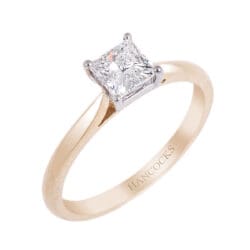 princess cut diamond engagement ring