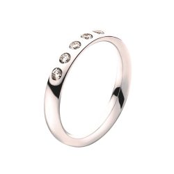 18 carat white gold diamond set Magic ring centre