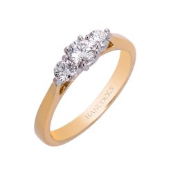 Diamond 3-Stone Ring in 18ct Yellow Gold