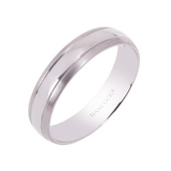 Polished Gents Platinum Wedding Band with Brushed Textured Edges