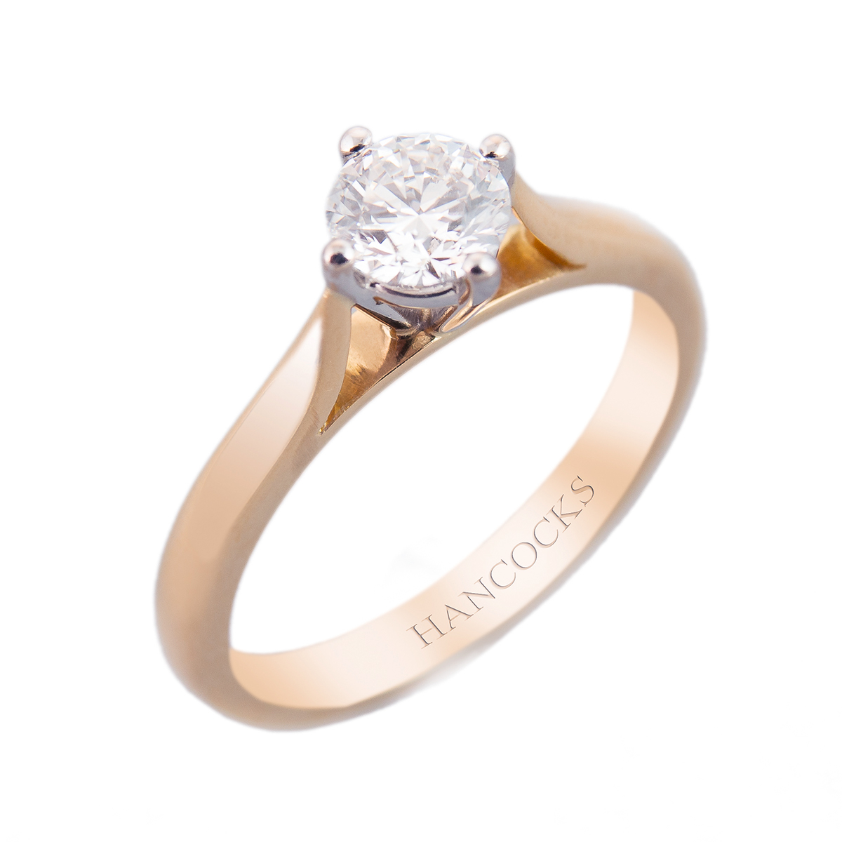brilliant cut diamond ring in yellow gold