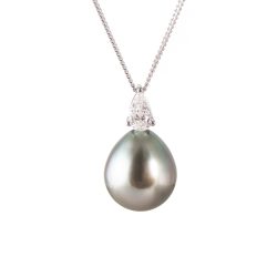 Tahitian pearl and diamond pendant in white gold