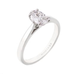 oval cut diamond ring in platinum