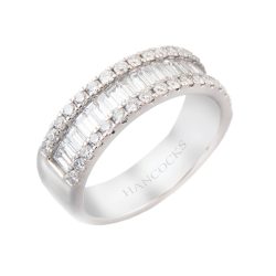 baguette and brilliant cut diamond set band