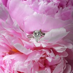Pear Shaped Diamond Rings