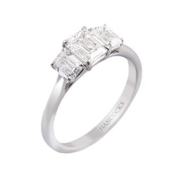 D Colour Diamond